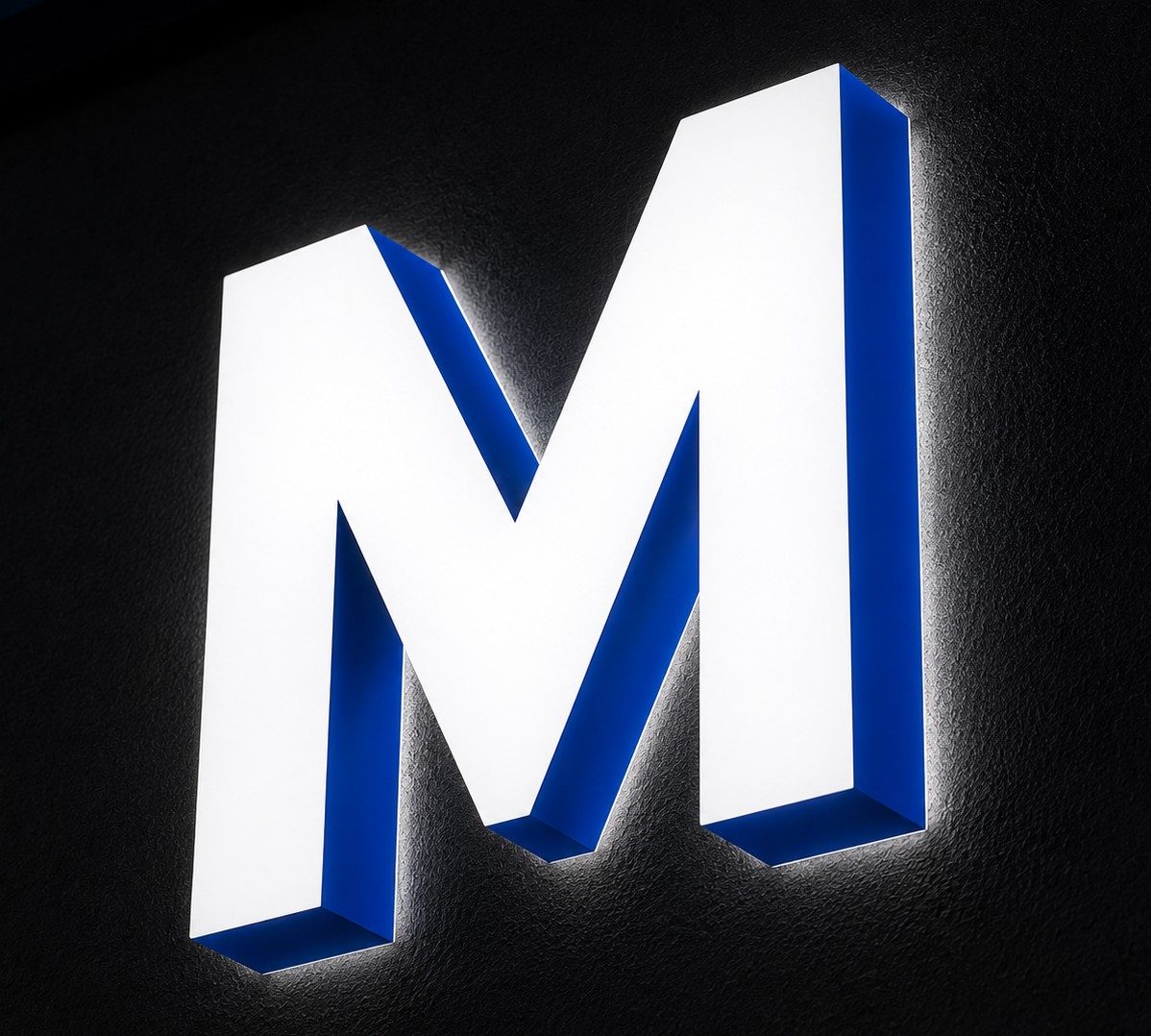 Enseigne Lettres Plexi / PMMA Éclairage face